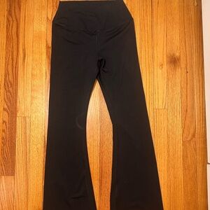 Yogalicious 7/8 Crossover flare Black Flared Yoga Pants